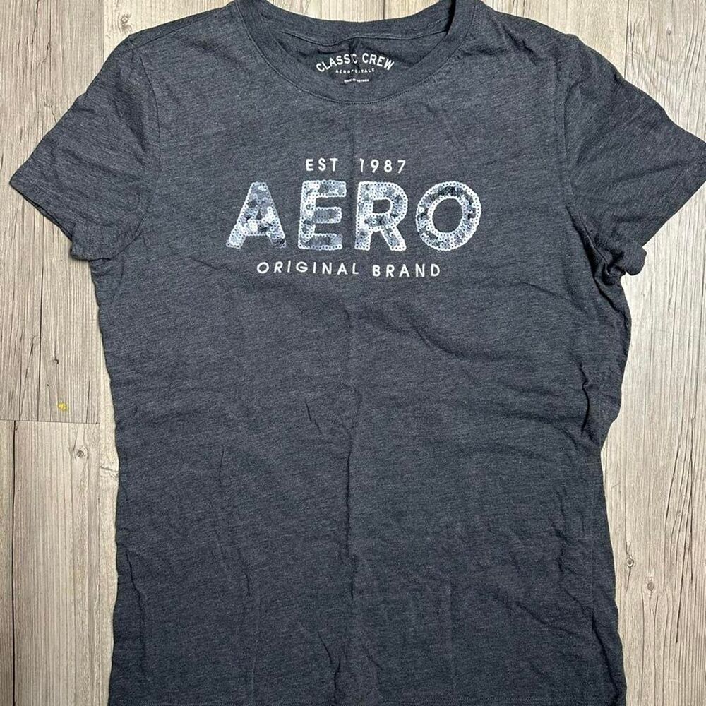 Aeropostale Women's Grey and Black T-shirt